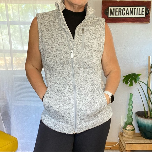 Calvin Klein Heathered Gray Puffer Vest Size Xsmall - Picture 3 of 14